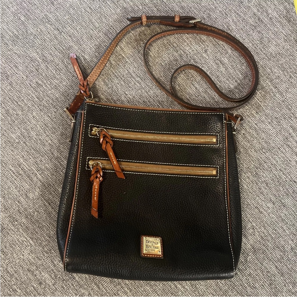Dooney & Bourke Crossbody Pebbled Leather Purse w/ Zippers Black